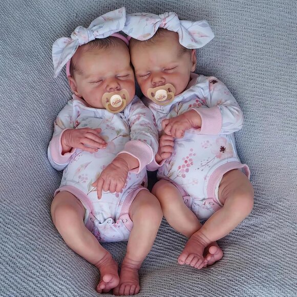 Lifelike Reborn Baby Dolls Twins 17 inch Soft Vinyl Boy & Girl Sleeping Doll New